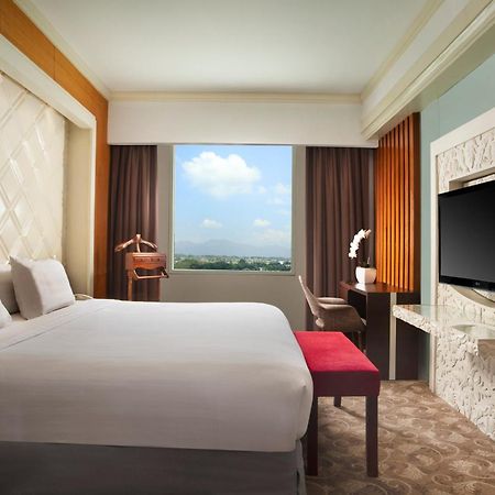 Atria Hotel Magelang Buitenkant foto