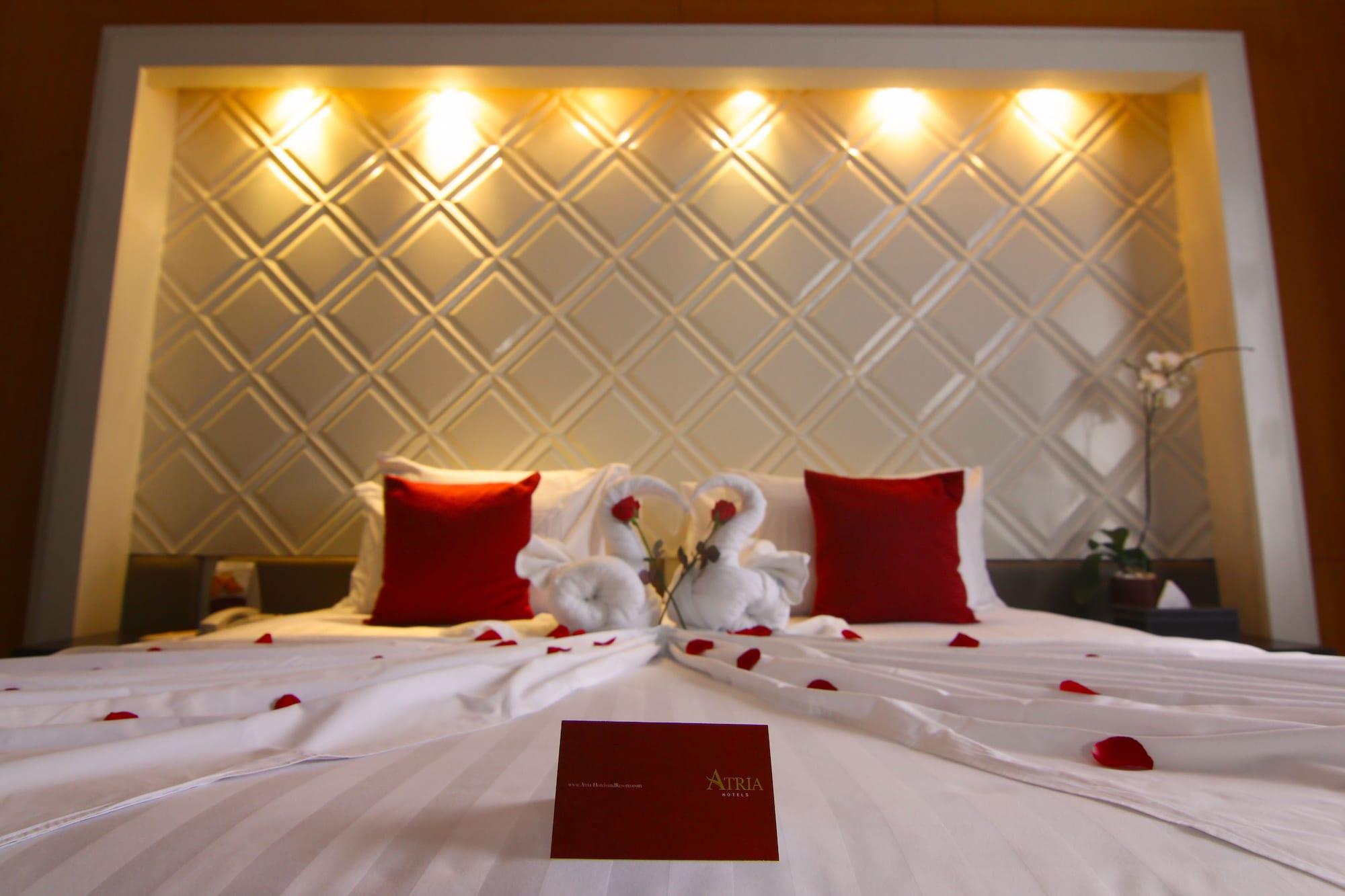 Atria Hotel Magelang Buitenkant foto