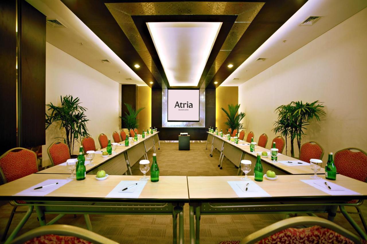 Atria Hotel Magelang Buitenkant foto
