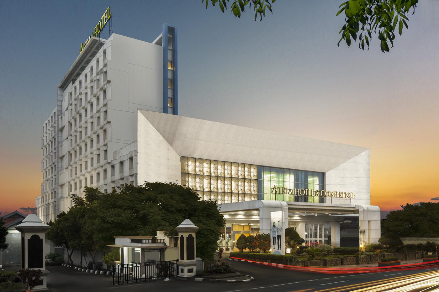 Atria Hotel Magelang Buitenkant foto