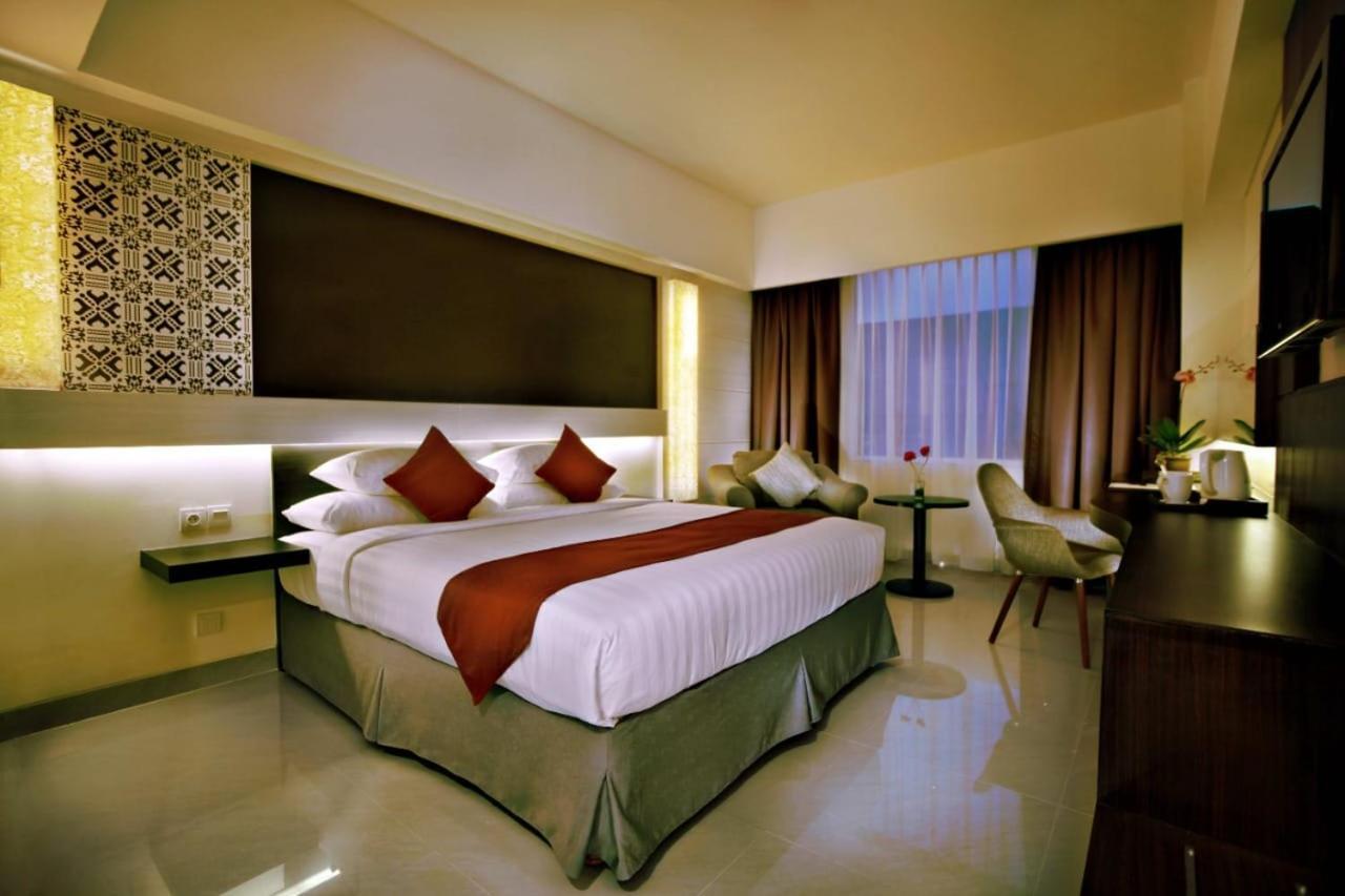 Atria Hotel Magelang Buitenkant foto